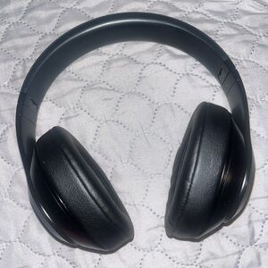 Beats Studio Pro Bluetooth Wireless Headphones